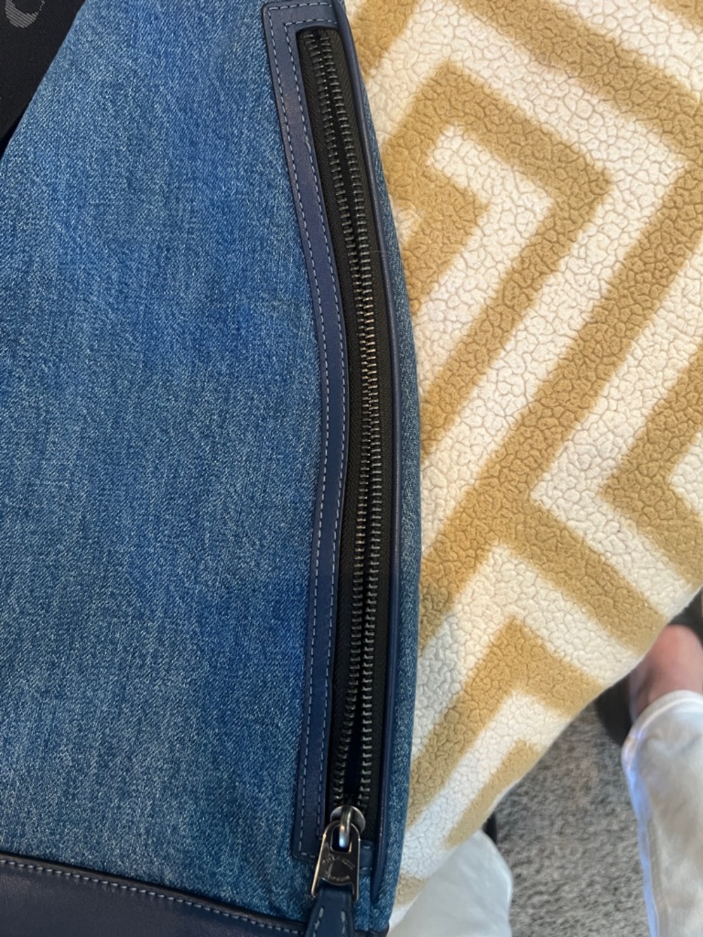 RARE Coach Purse (Crossbody Bag). Denim and Navy Leather Sling Belt Bag - Picture 13 of 14